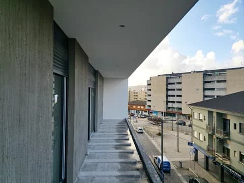 WOW imobiliria | Leão de Meireles | Paços de Ferreira