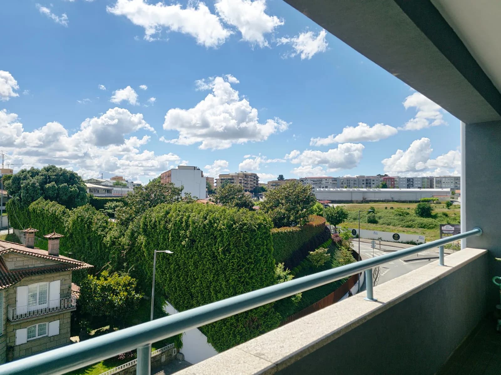 Apartamento T3 no centro de Lousada