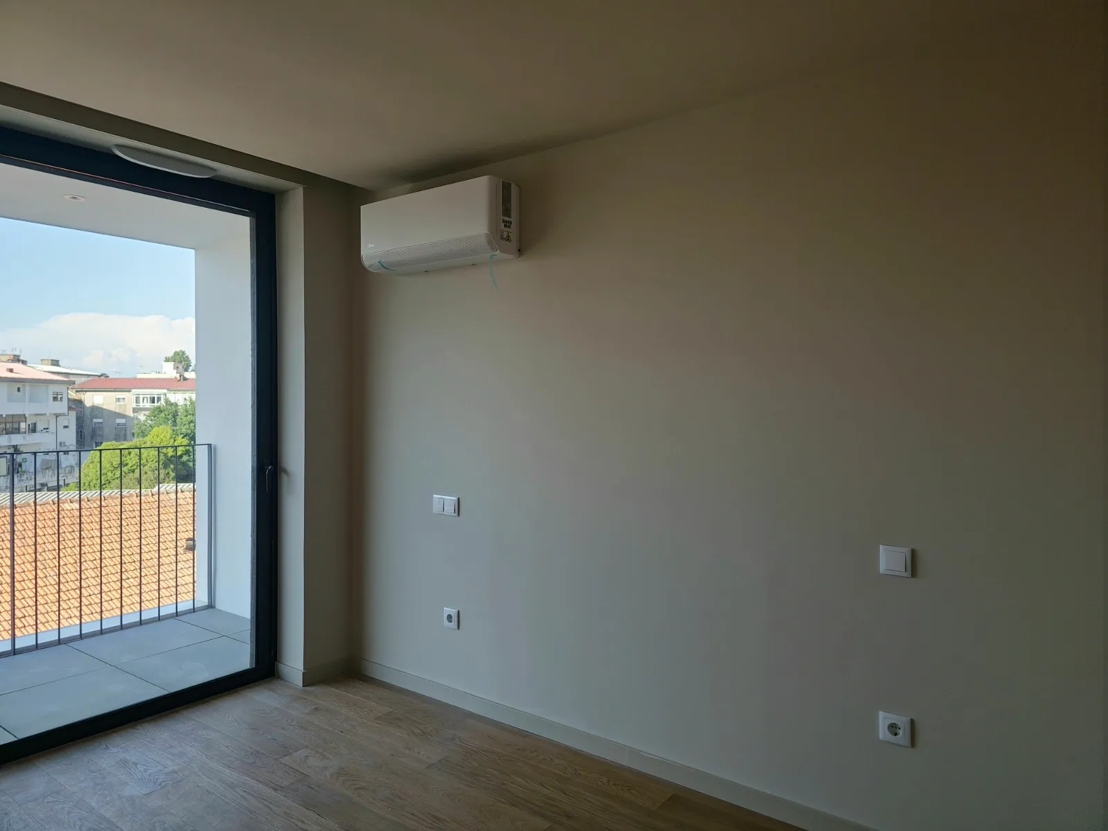 Apartamento T3 novo no centro de Paços de Ferreira